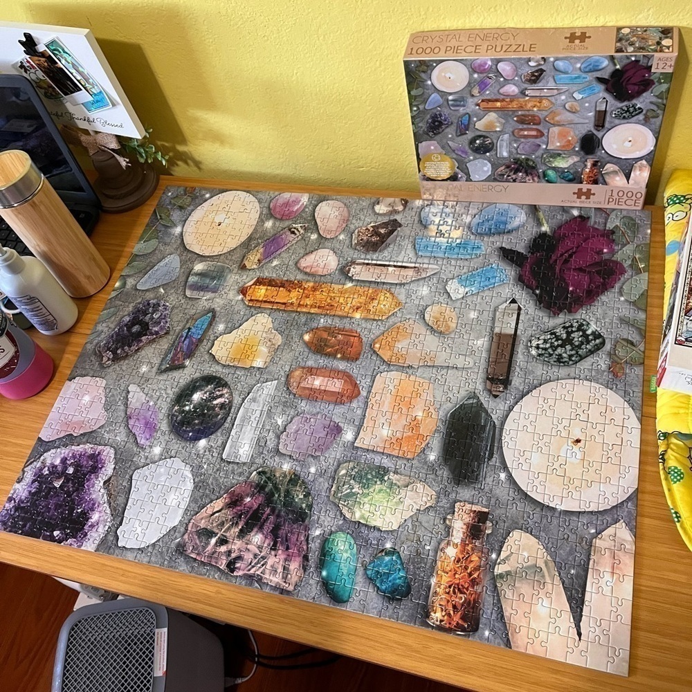 Crystals and gems 1000 pc jigsaw puzzle - Picture 2 of 2